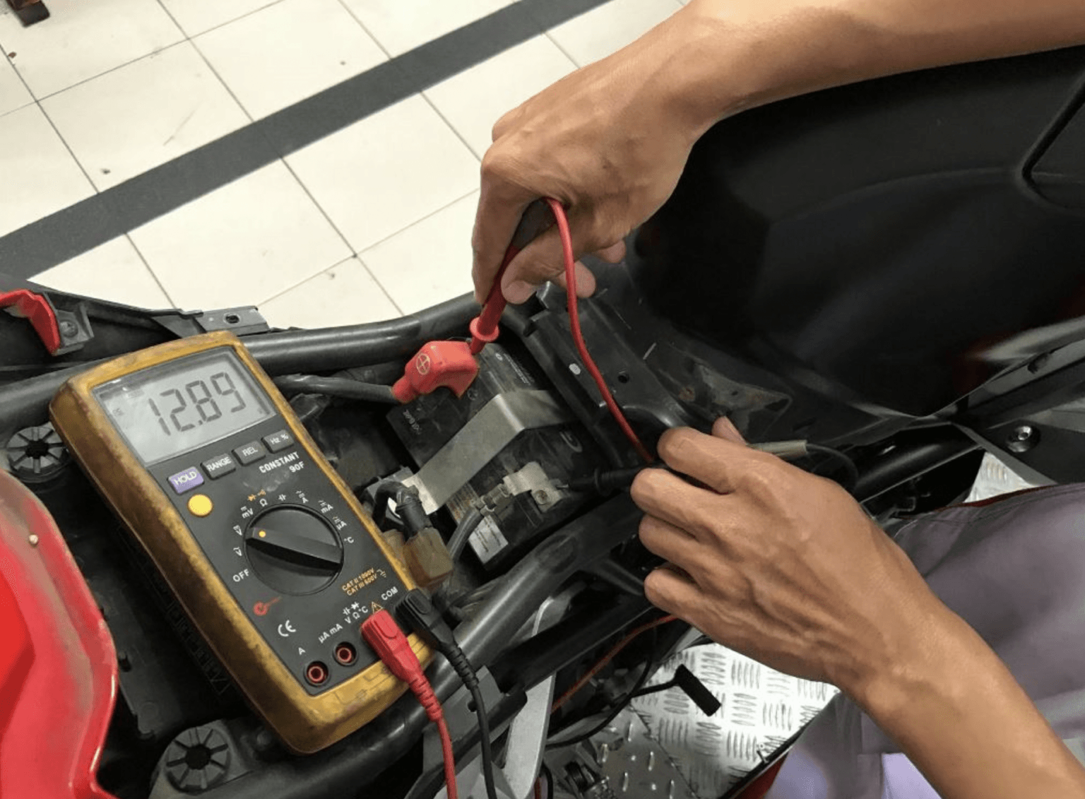 √ 2 Biaya Ganti Aki Motor Beat Semua Merk 2023